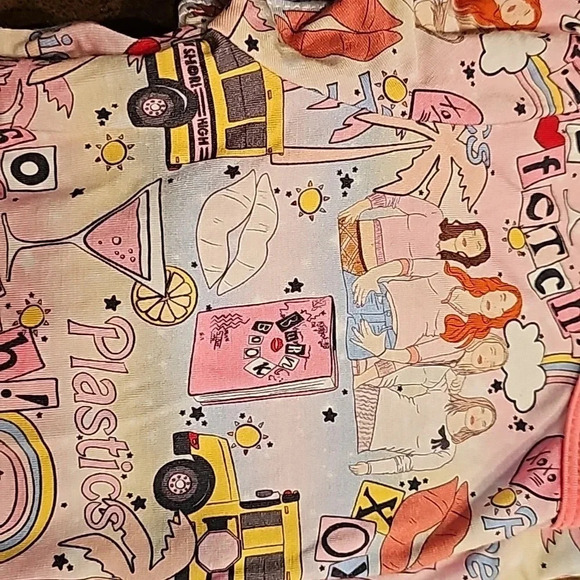 Showstoppers So Fetch Mean Girls Short Sleeve/Shorts Pajamas - Picture 1 of 2